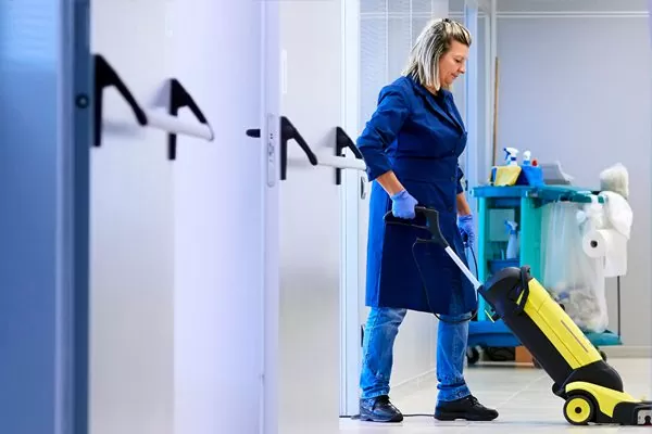 Уборка внутренних помещений